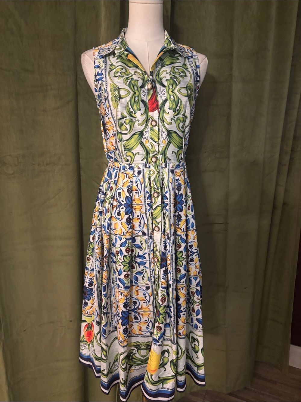 Sleeveless mayolica Midi Dress in White, Blue & Green, S